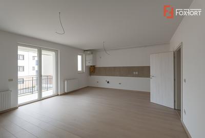 Apartament cu 2 camere semidecomandat în Giroc
