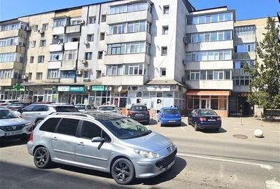 Intersectia Galata, spatiu comercial stradal - 6
