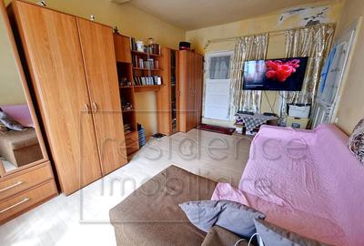 Investite! Apartament 2 camere separate, Centru, zona Ntt Da