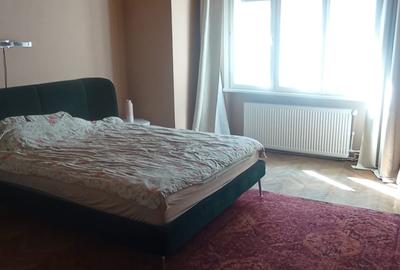 3 cam cu centrala termica proprie  ideal regim hotelier in Centrul Istoric - 4