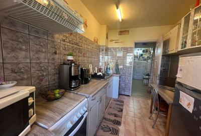 Apartament 3 camere, decomandat - 6