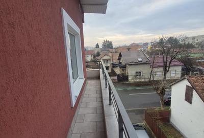 Apartament  premium in Gheorgheni, 86 mp, finisat, mobilat modern, garaj inclus - 12