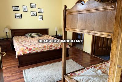 Vila 7 camere D+P+1+M - 2 Garaje - 50m de plaja - Zona centrala - 17