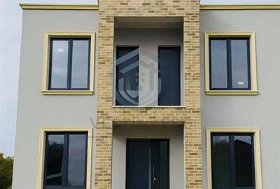 Casa Moderna, dublu front, zona Dealuri Oradea, D+P+E - 1