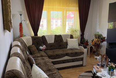 Apartament 2 camere, decomandat, bloc tip vila, cartier Noua - 5