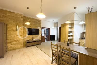 Apartament cu 3 camere decomandat, mobilat în Medicină