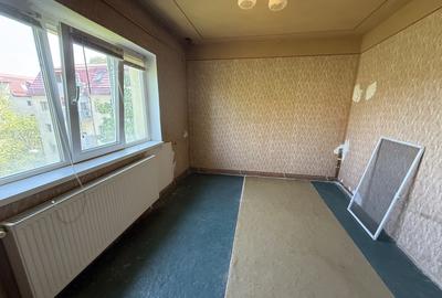 Apartament cu 2 camere, 52 mp + balcon, etaj 4/5 - Ideal pentru investitie - 3