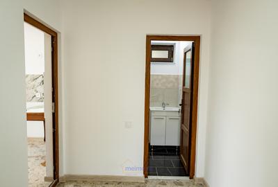 Casă renovată, spațiu pentru familie și grădină - Moinesti - 16