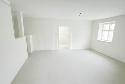 Apartament 4 camere  74 mp, curte si pivinta in Centrul Istoric SB - 3