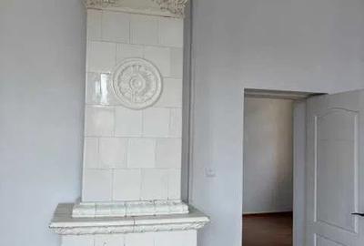 Apartament 3 camere | Unirii | birouri | loc parcare in curte | etaj 1 - 3