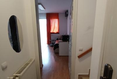 2 camere parter vila, curte proprie, parcare, Popesti , centrala,AC - 4