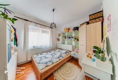 Apartament 4 camere, langa campusul UVVG, decomandat, etaj 3, comision 0% - 10