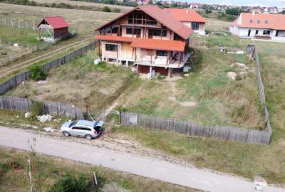 De vânzare un imobil la rosu în Sfântu Gheorghe - 1
