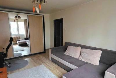 Garsonieră decomandată în Drumul Taberei