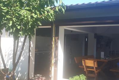 Casă P+1 de vânzare în Ovidiu Sud – 3 dormitoare, 3 garaje, teren 552 mp - 4