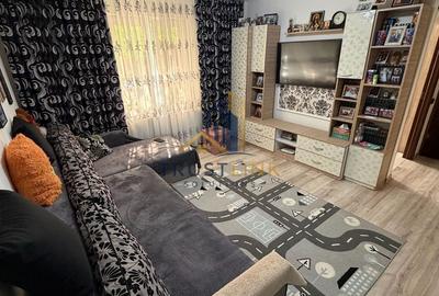 Apartament cu 2 camere semidecomandat, mobilat în Sălaj