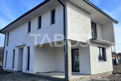 Casa individuala de vanzare 4 camere 300 mp teren Exterior Sibiu - 1