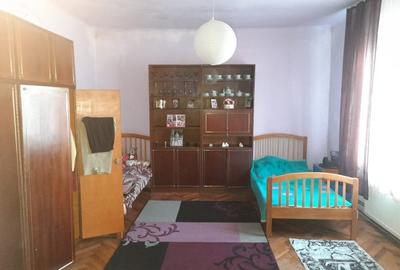 De vanzare casa de locuit cu 3 camere in Mureseni - 8