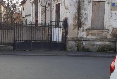 De vanzare in cartierul evreiesc - 1