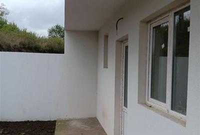 Mutare imediata! LIBERA - LA CHEIE  Visani vila P+1 duplex la str. Principala - 19