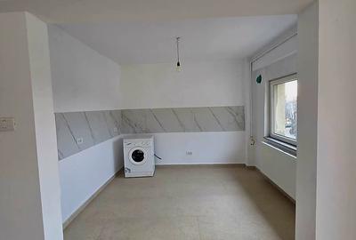 Modern- 5 camere- deosebit - 3 bai- renovat integral - 4