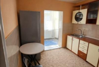 39787  Apartament 3 camere Poarta 6 - 6