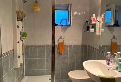 Apartament de vânzare - 10
