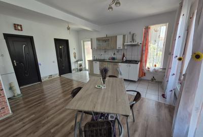 Apartament 3 camere situat la parterul unei vile - 4