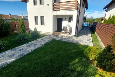 Casă cu 4 camere în Ultracentral