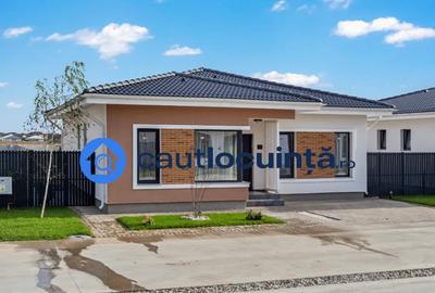 Casă individuală cu 4 camere în Tunari