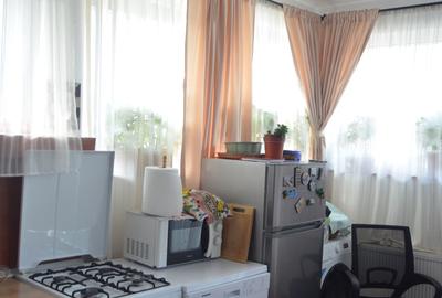 Apartament cu doua camere in vila cu foisor - 6