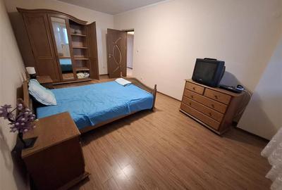 ULTRACENTRAL Bariera 2 cam 84mp, etaj 1 bloc cu lift Mobilat si Utilat - 4