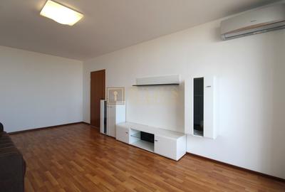 Aradului; decomandat, bucatarie inchisa. Parcare privata inclusa. - 4