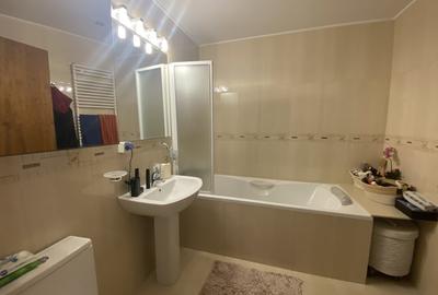 Apartament 4 camere bloc boutique si terasa de 25m - 26