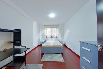 Închiriere apartament 4 camere, acces la parcare cu barieră, strada De Mijloc - 9