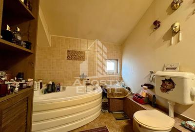 Casa cu 6 camere, pe doua nivele, zona Lipovei, Timisoara - 14