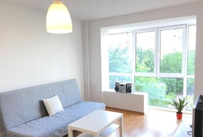 Apartament cu 3 camere decomandat, mobilat în Tineretului