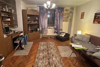 Mosilor - Eminescu -/ Str. Traian -  Garsoniera 37 mp - CENTRALA TERMICA PROPRIE - 1