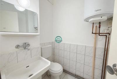 Vand spatiu comercial in Tudor, Blv. Pandurilor suprafata utila 33 mp - 7