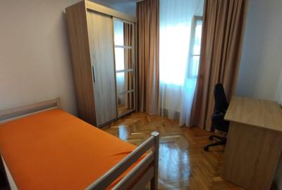 Apartament cu 3 camere si loc de parcare propriu. - 8