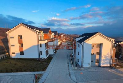 Apartament INTABULAT, 2 camere, et.1, la intrare in Cristian - 3