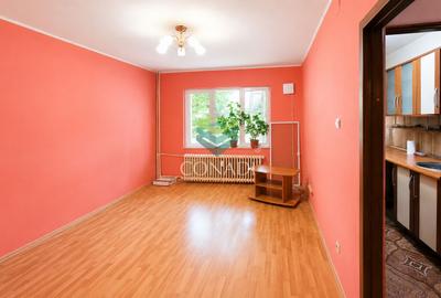 Apartament zona Dristor Ramnicu Sarat  Ideal Investitie si Renovare - 1