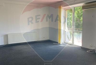 Vila – Etaj 2 + Mansardă de închiriat | Zona Vitan – București Mall - 10