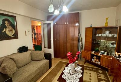 Apartament 2 camere zona Mihai Eminescu