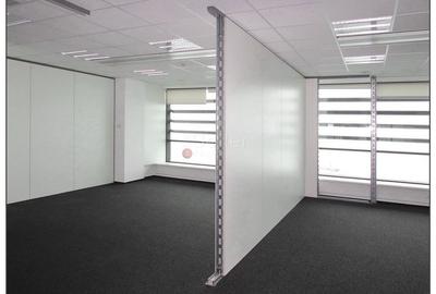 Birou, 150 mp în Calea București