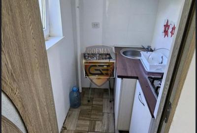 2 camere, Tomis Nord, Scoala 29, 27mp, semidec, et 1/4, radet, incadrat, cf 3 - 4