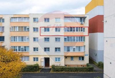 Apartament cu 3 camere, mobilat în Bartolomeu