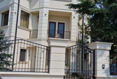 Casă cu 7 camere în Pipera