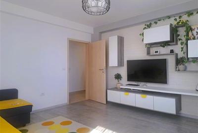 Apartament cu 3 camere decomandat, mobilat în Tractorul