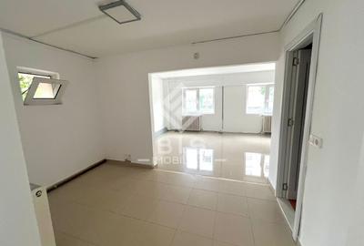 Spatiu de inchiriat  -  Andrei Muresanu - 5